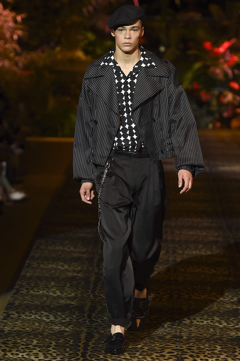 Fashion Week Milan Spring/Summer 2020 look 60 from the Dolce & Gabbana collection menswear