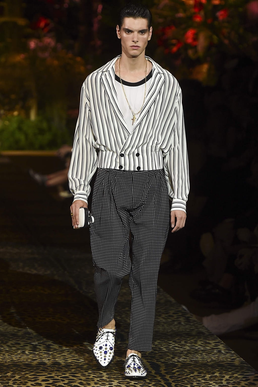Fashion Week Milan Spring/Summer 2020 look 73 from the Dolce & Gabbana collection menswear