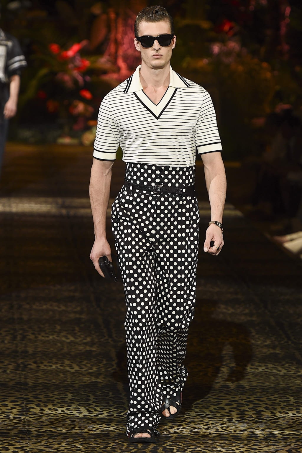 Fashion Week Milan Spring/Summer 2020 look 74 from the Dolce & Gabbana collection 男装