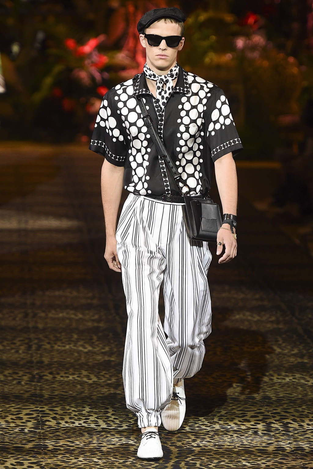 Fashion Week Milan Spring/Summer 2020 look 80 de la collection Dolce & Gabbana menswear