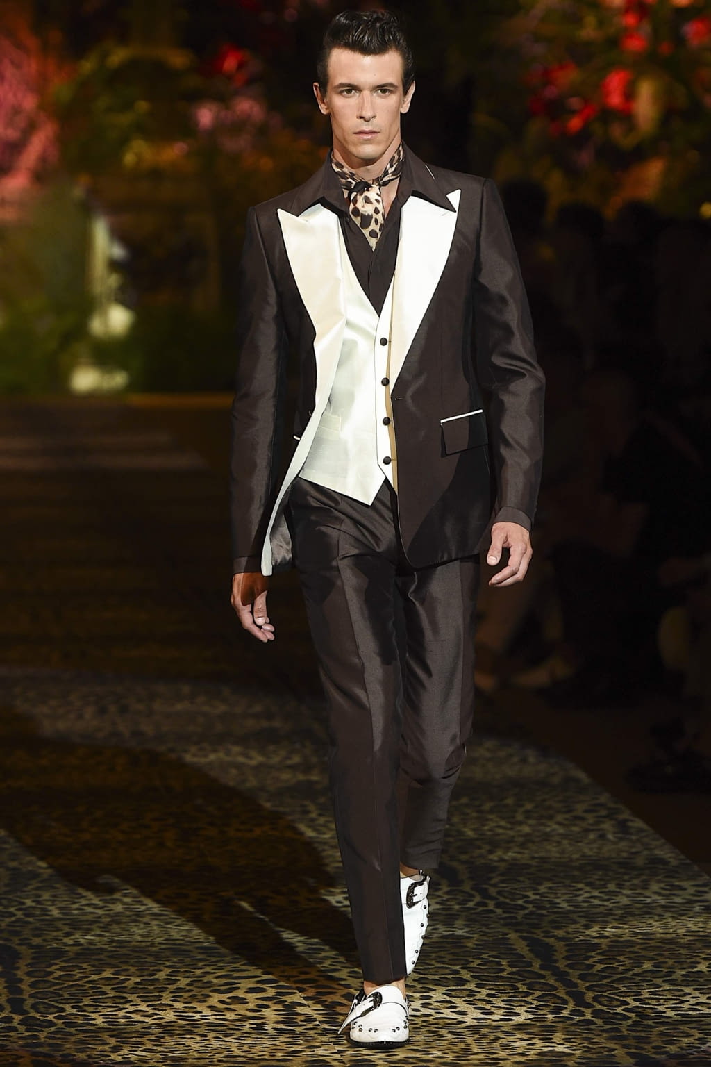Fashion Week Milan Spring/Summer 2020 look 112 from the Dolce & Gabbana collection menswear