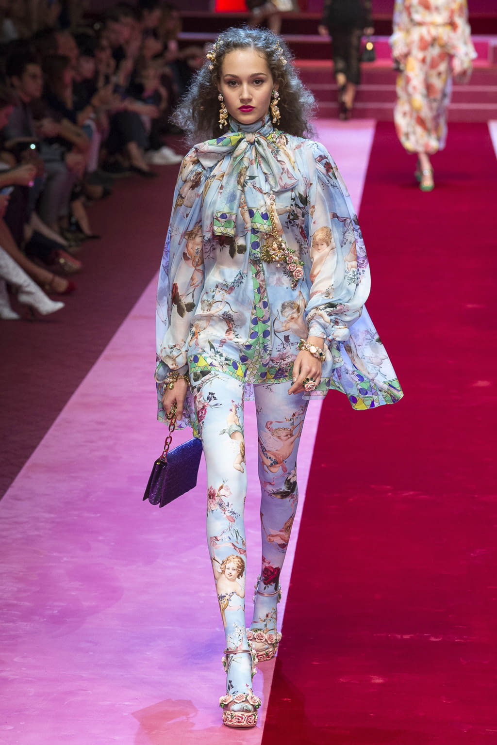 Fashion Week Milan Spring/Summer 2018 look 15 from the Dolce & Gabbana collection 女装