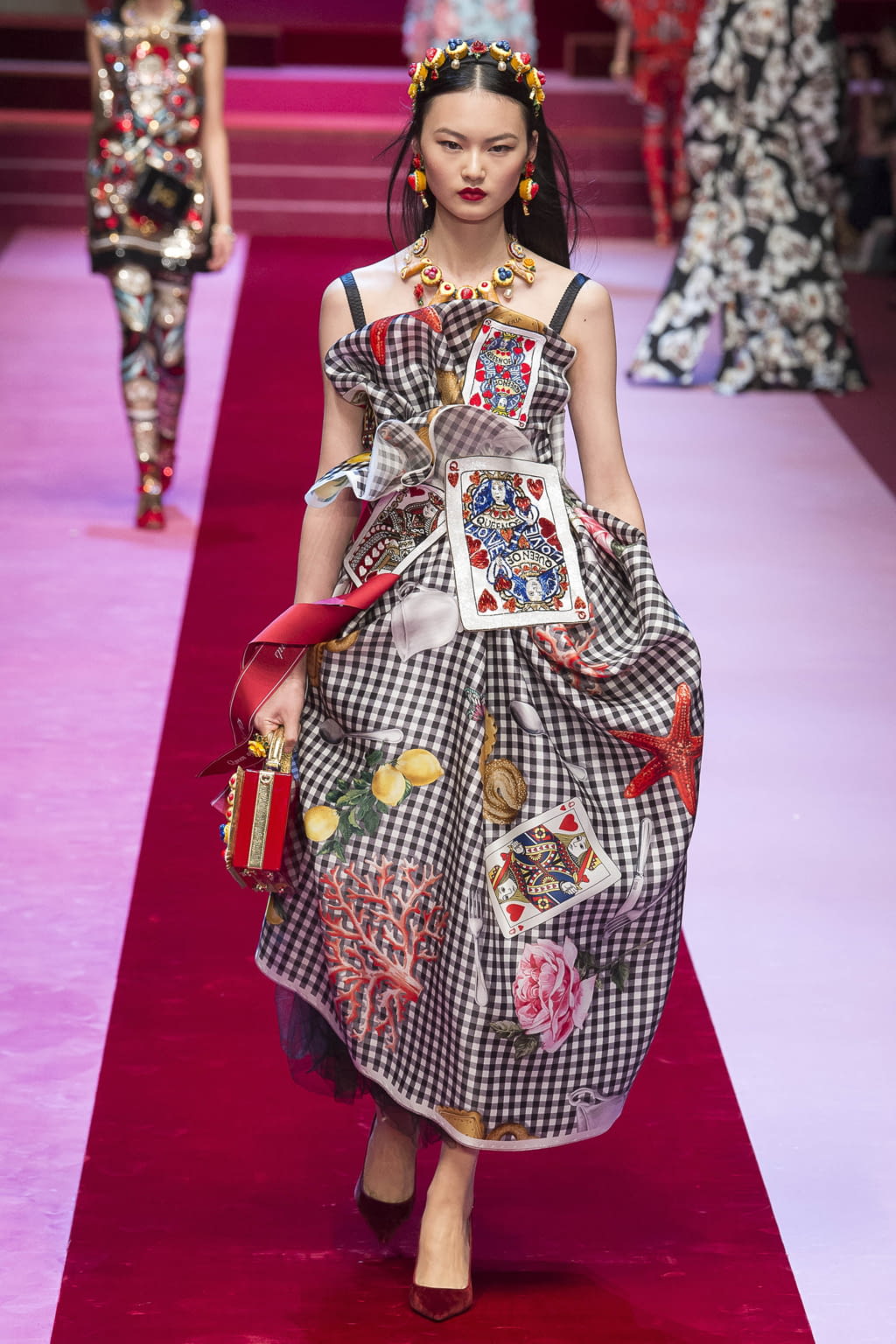 Fashion Week Milan Spring/Summer 2018 look 65 de la collection Dolce & Gabbana womenswear