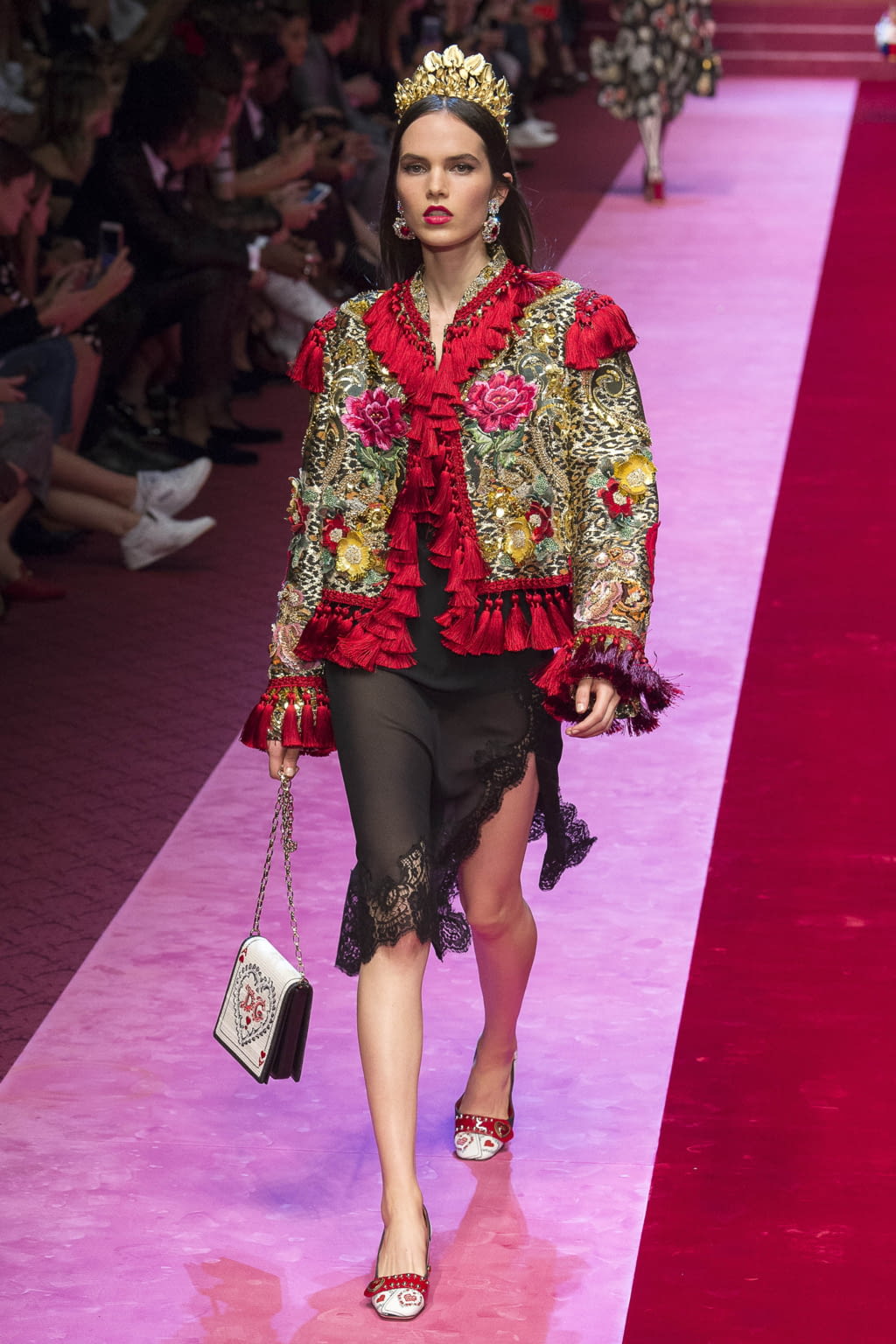 Fashion Week Milan Spring/Summer 2018 look 75 from the Dolce & Gabbana collection womenswear