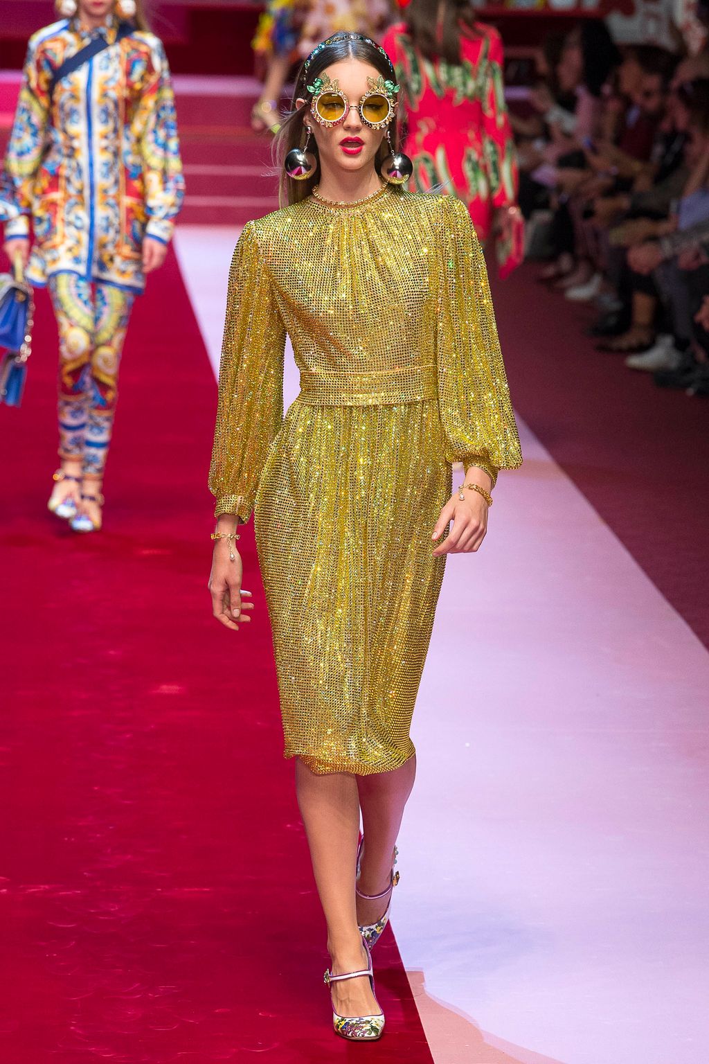 Fashion Week Milan Spring/Summer 2018 look 100 de la collection Dolce & Gabbana womenswear