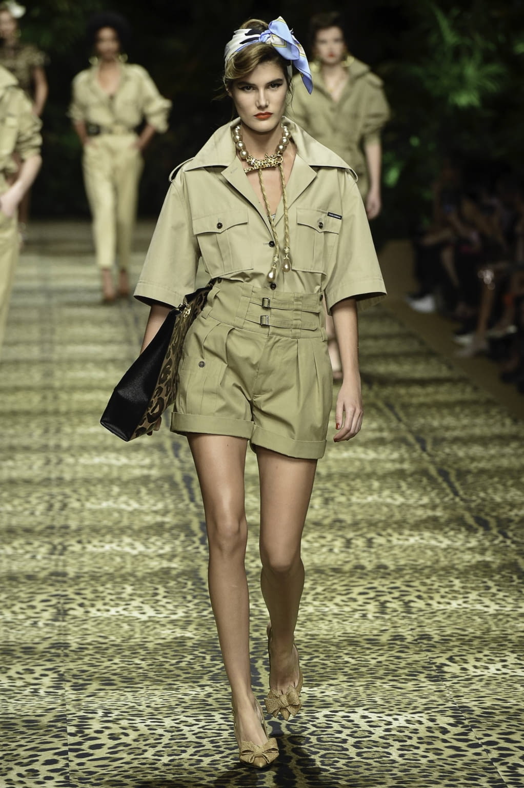 Fashion Week Milan Spring/Summer 2020 look 4 from the Dolce & Gabbana collection 女装