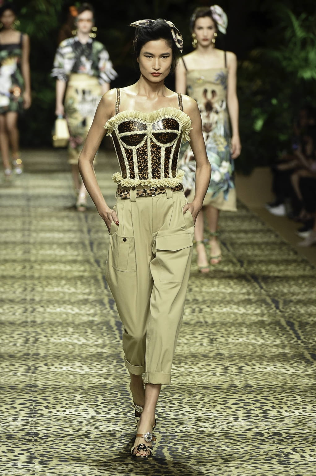 Fashion Week Milan Spring/Summer 2020 look 10 from the Dolce & Gabbana collection 女装