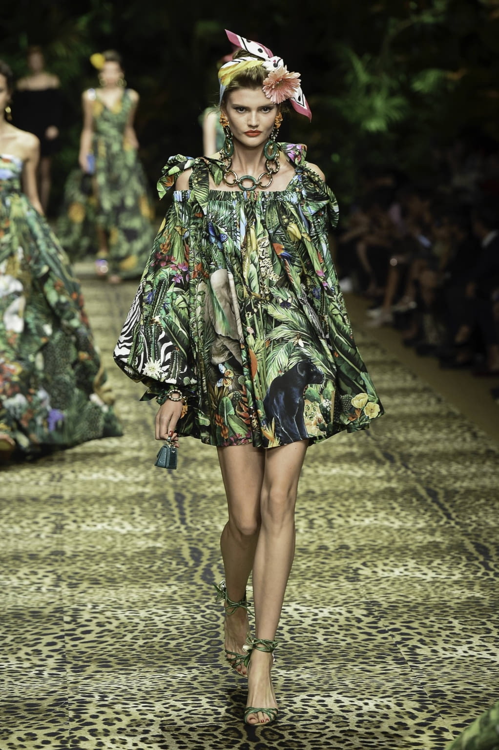 Fashion Week Milan Spring/Summer 2020 look 22 from the Dolce & Gabbana collection womenswear