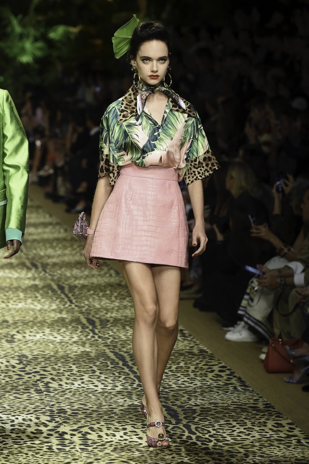 Fashion Week Milan Spring/Summer 2020 look 34 from the Dolce & Gabbana collection 女装