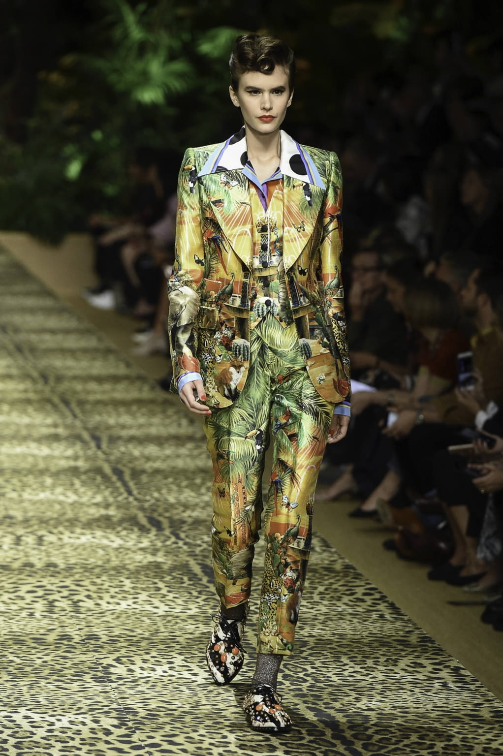Fashion Week Milan Spring/Summer 2020 look 42 from the Dolce & Gabbana collection 女装