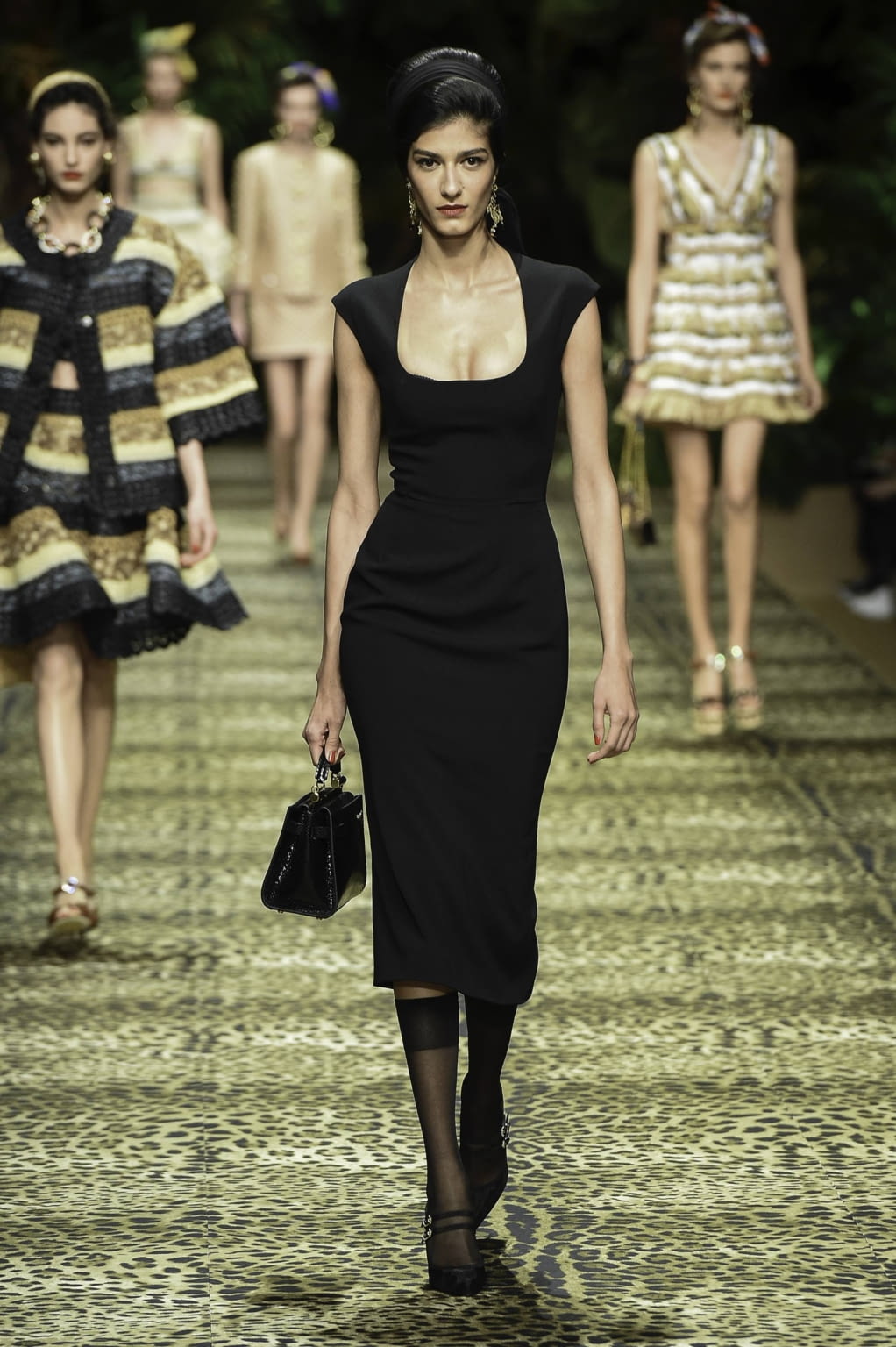 Fashion Week Milan Spring/Summer 2020 look 49 from the Dolce & Gabbana collection womenswear