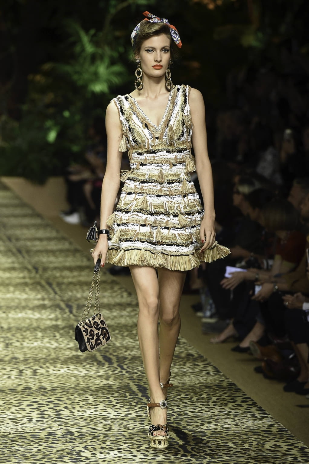 Fashion Week Milan Spring/Summer 2020 look 51 de la collection Dolce & Gabbana womenswear