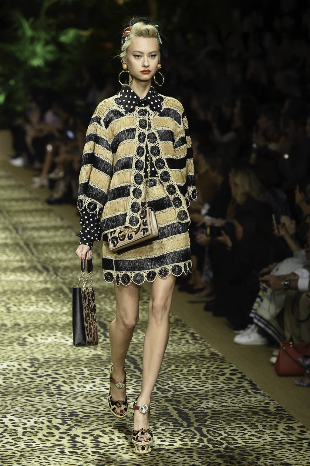 Fashion Week Milan Spring/Summer 2020 look 54 de la collection Dolce & Gabbana womenswear