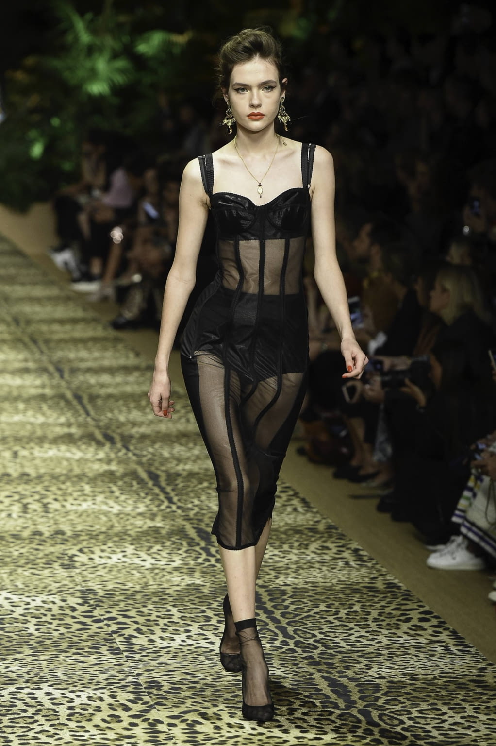 Fashion Week Milan Spring/Summer 2020 look 66 de la collection Dolce & Gabbana womenswear