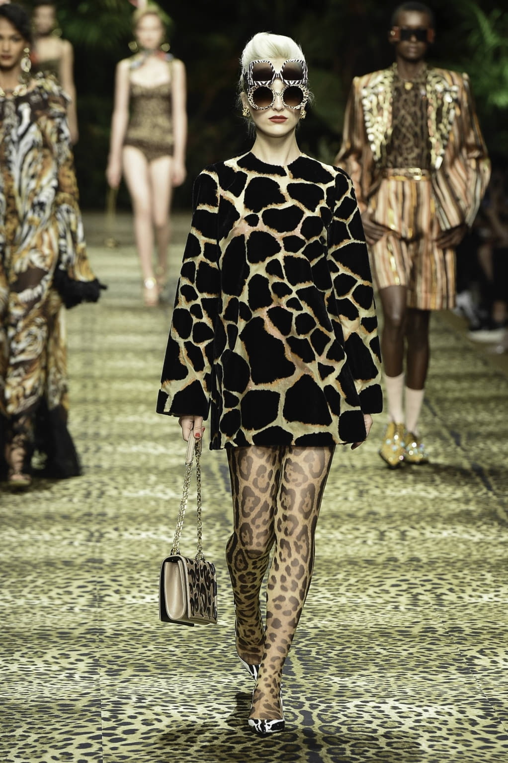 Fashion Week Milan Spring/Summer 2020 look 88 de la collection Dolce & Gabbana womenswear