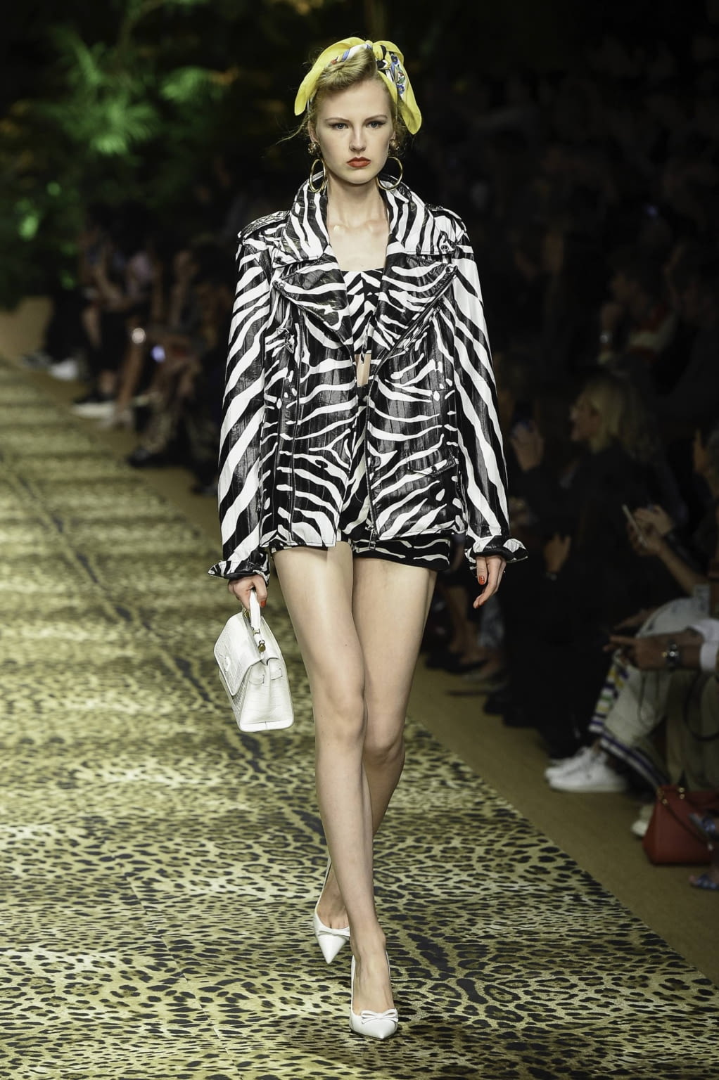 Fashion Week Milan Spring/Summer 2020 look 93 de la collection Dolce & Gabbana womenswear
