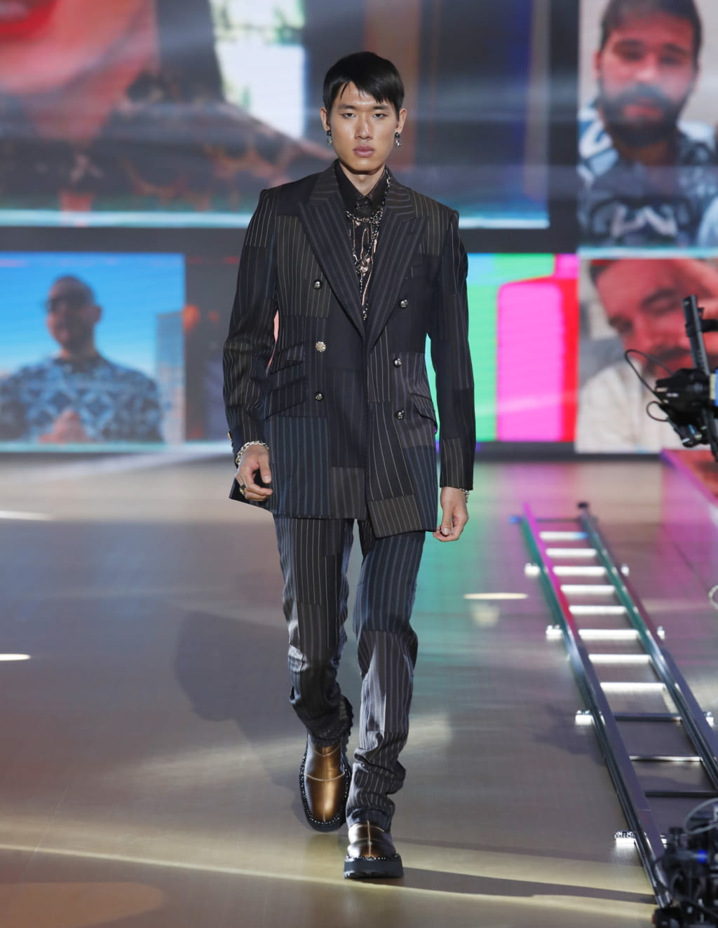 Fashion Week Milan Fall/Winter 2021 look 3 from the Dolce & Gabbana collection menswear