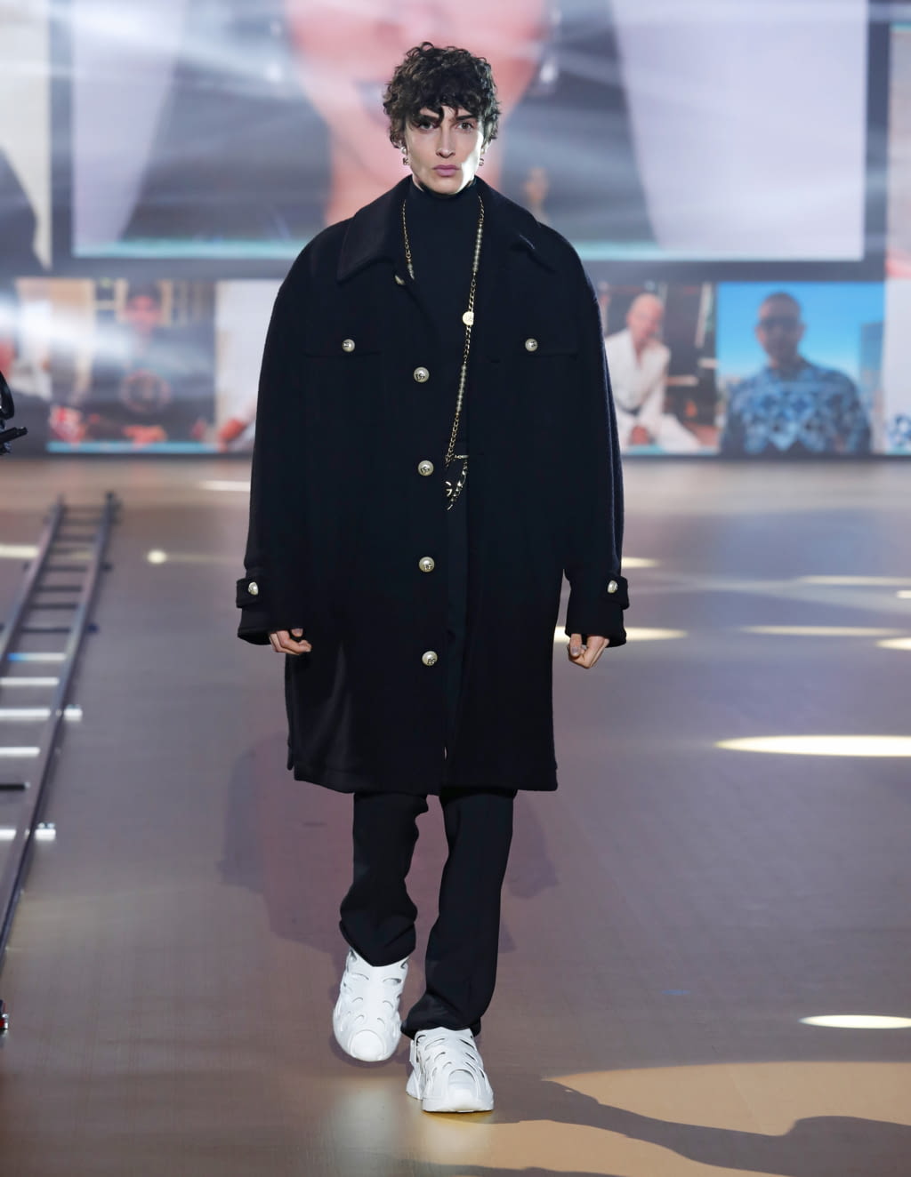 Fashion Week Milan Fall/Winter 2021 look 55 from the Dolce & Gabbana collection menswear