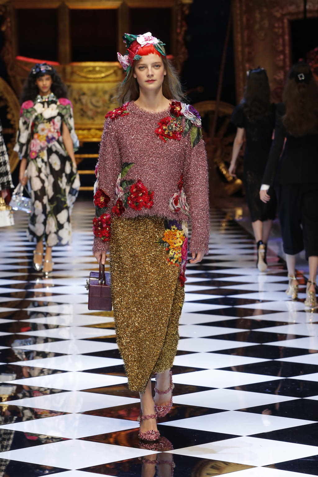 Fashion Week Milan Fall/Winter 2016 look 74 from the Dolce & Gabbana collection 女装