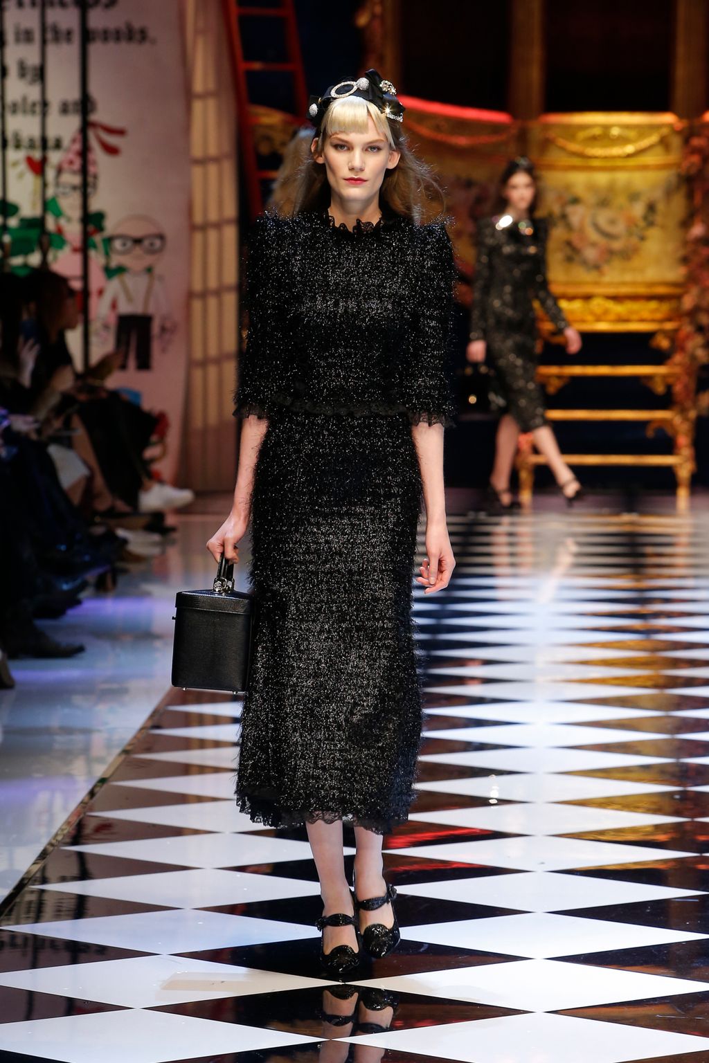 Fashion Week Milan Fall/Winter 2016 look 81 de la collection Dolce & Gabbana womenswear