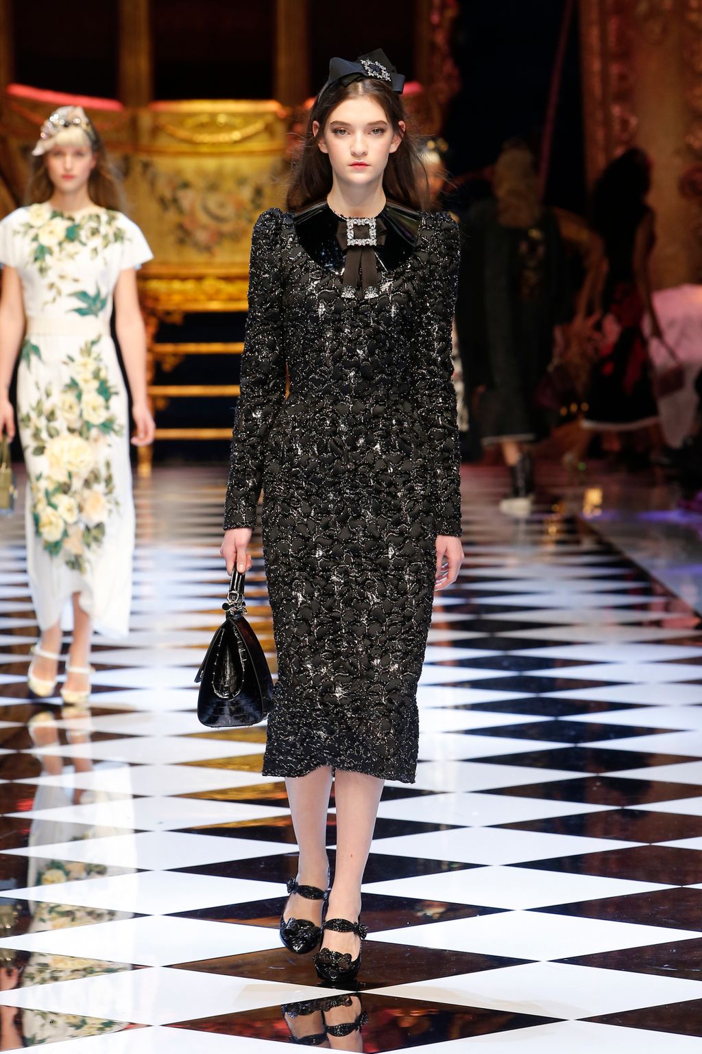 Fashion Week Milan Fall/Winter 2016 look 83 from the Dolce & Gabbana collection 女装