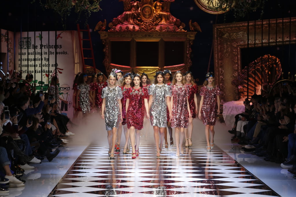 Fashion Week Milan Fall/Winter 2016 look 96 de la collection Dolce & Gabbana womenswear