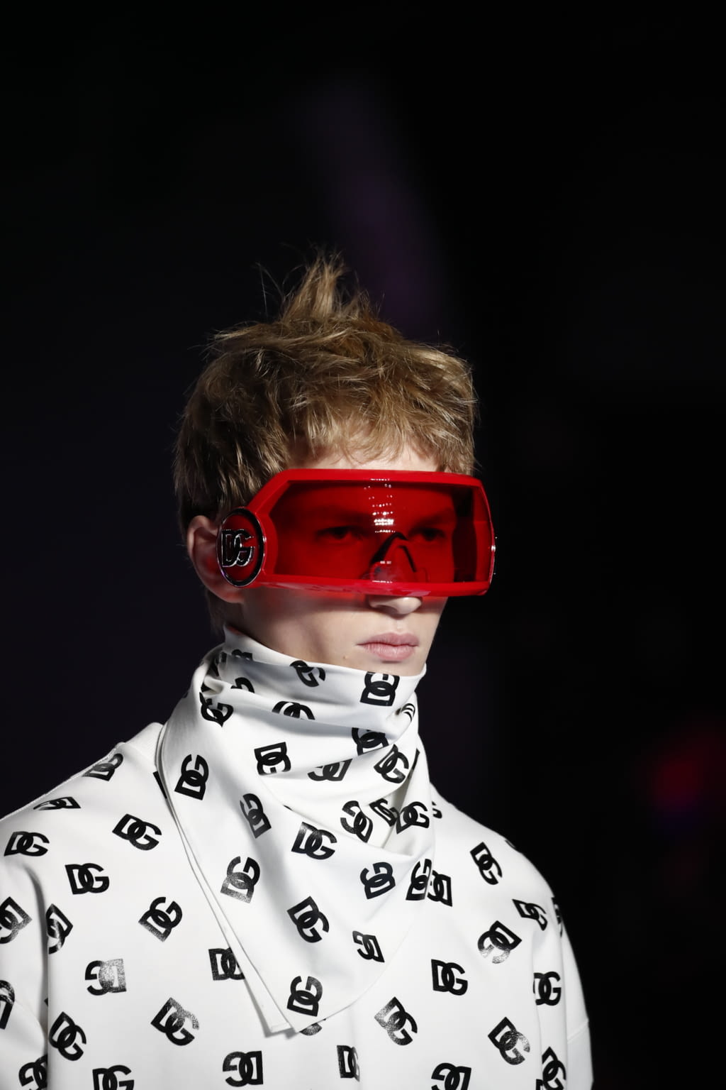 Fashion Week Milan Fall/Winter 2022 look 6 de la collection Dolce & Gabbana menswear accessories