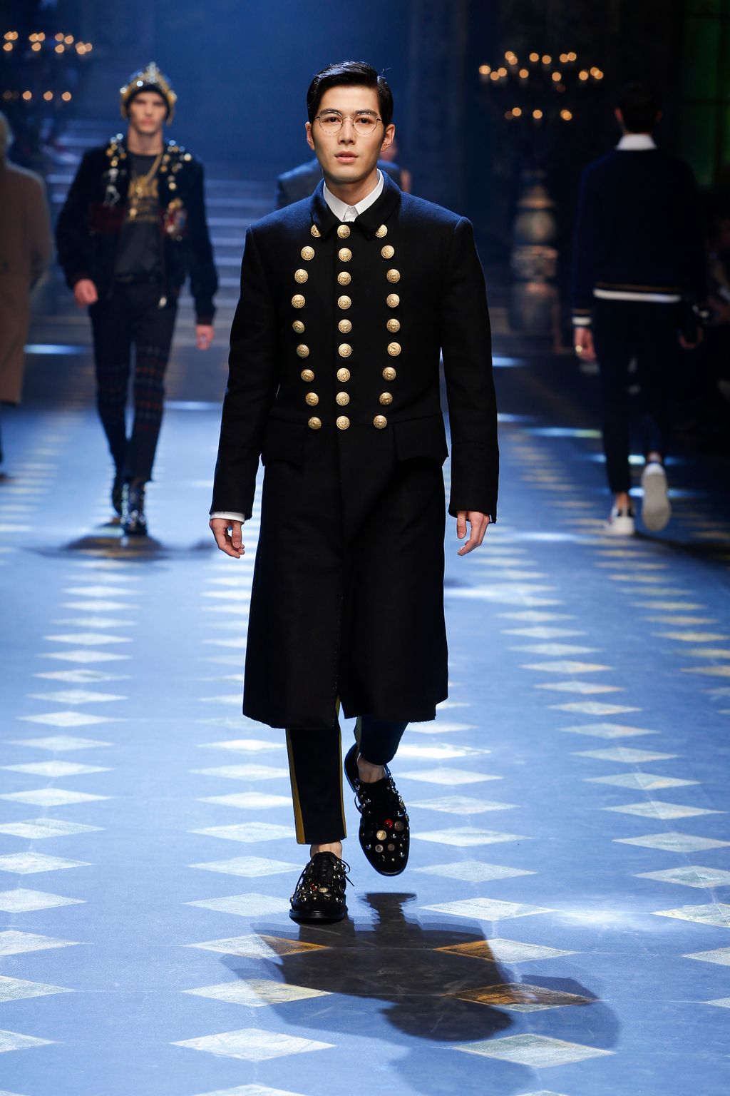 Fashion Week Milan Fall/Winter 2017 look 11 from the Dolce & Gabbana collection menswear