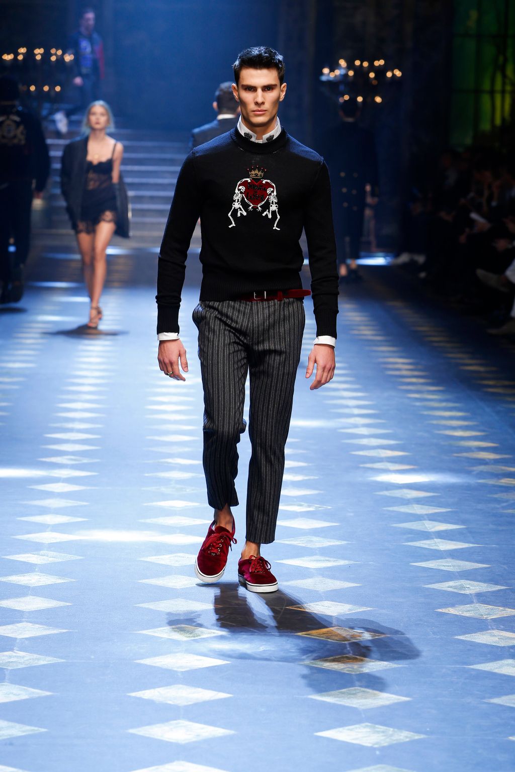 Fashion Week Milan Fall/Winter 2017 look 14 from the Dolce & Gabbana collection menswear