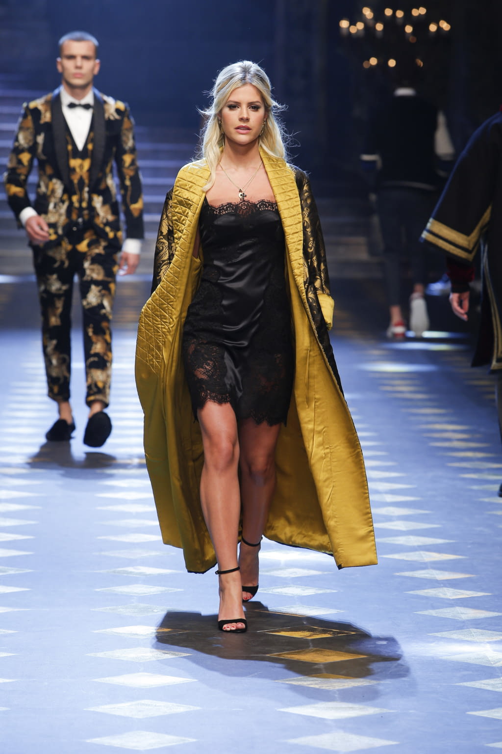 Fashion Week Milan Fall/Winter 2017 look 23 de la collection Dolce & Gabbana menswear