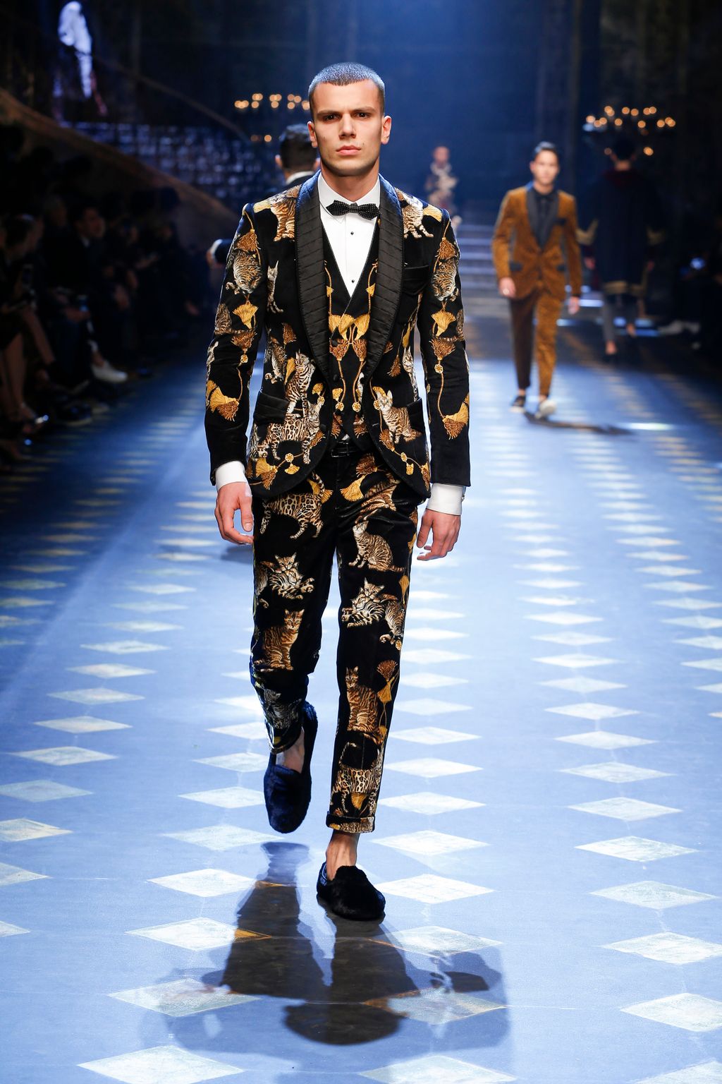 Fashion Week Milan Fall/Winter 2017 look 24 from the Dolce & Gabbana collection 男装