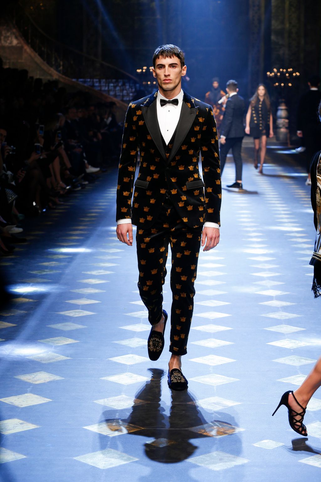 Fashion Week Milan Fall/Winter 2017 look 30 from the Dolce & Gabbana collection 男装