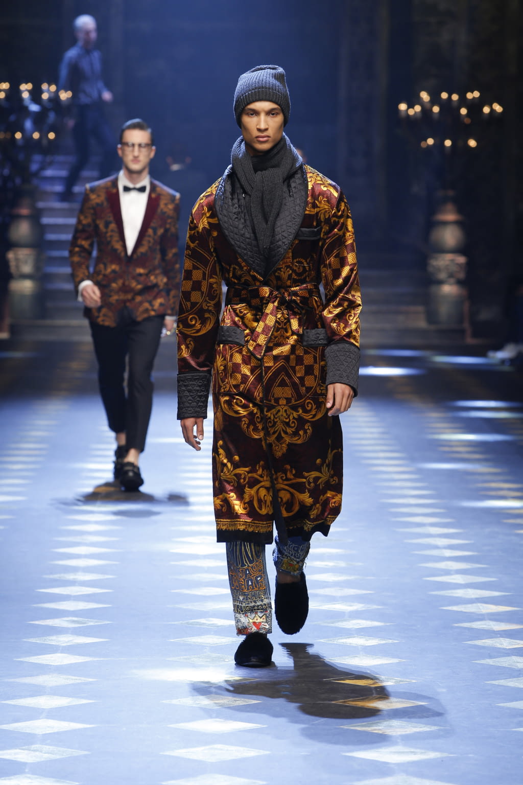 Fashion Week Milan Fall/Winter 2017 look 32 from the Dolce & Gabbana collection menswear