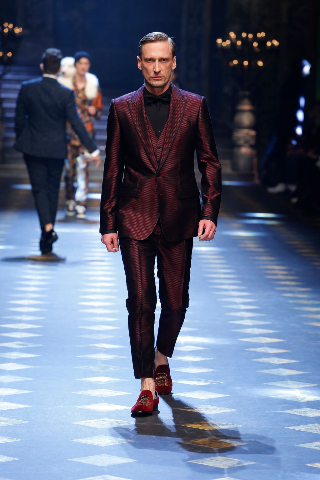 Fashion Week Milan Fall/Winter 2017 look 65 de la collection Dolce & Gabbana menswear