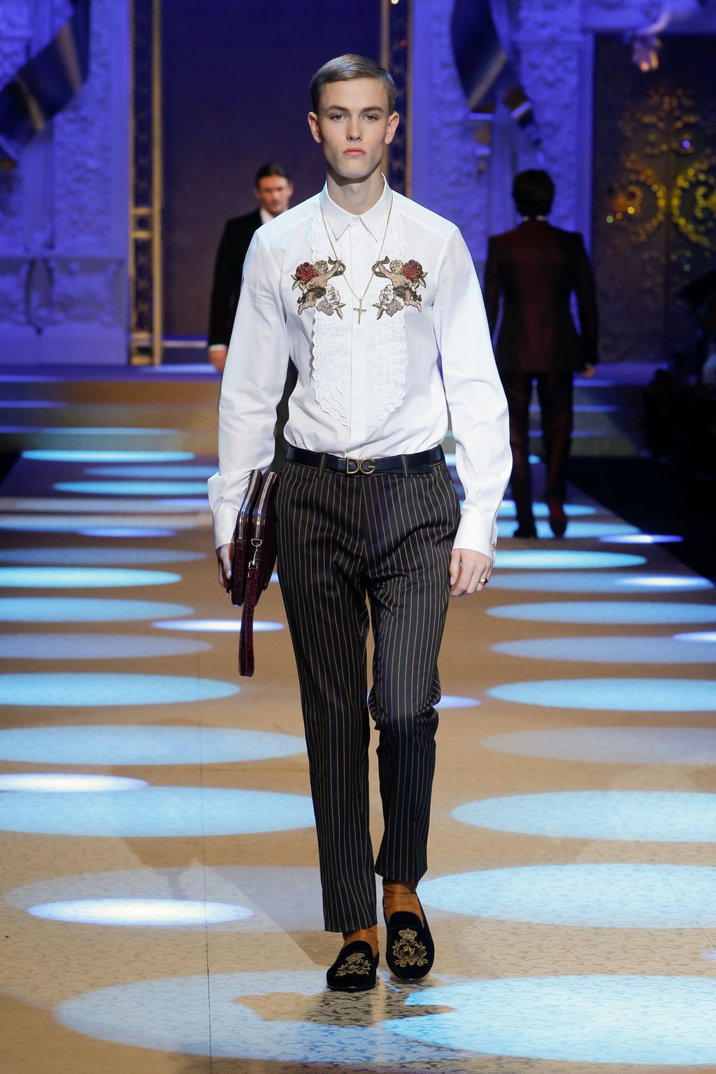Fashion Week Milan Fall/Winter 2018 look 12 from the Dolce & Gabbana collection menswear