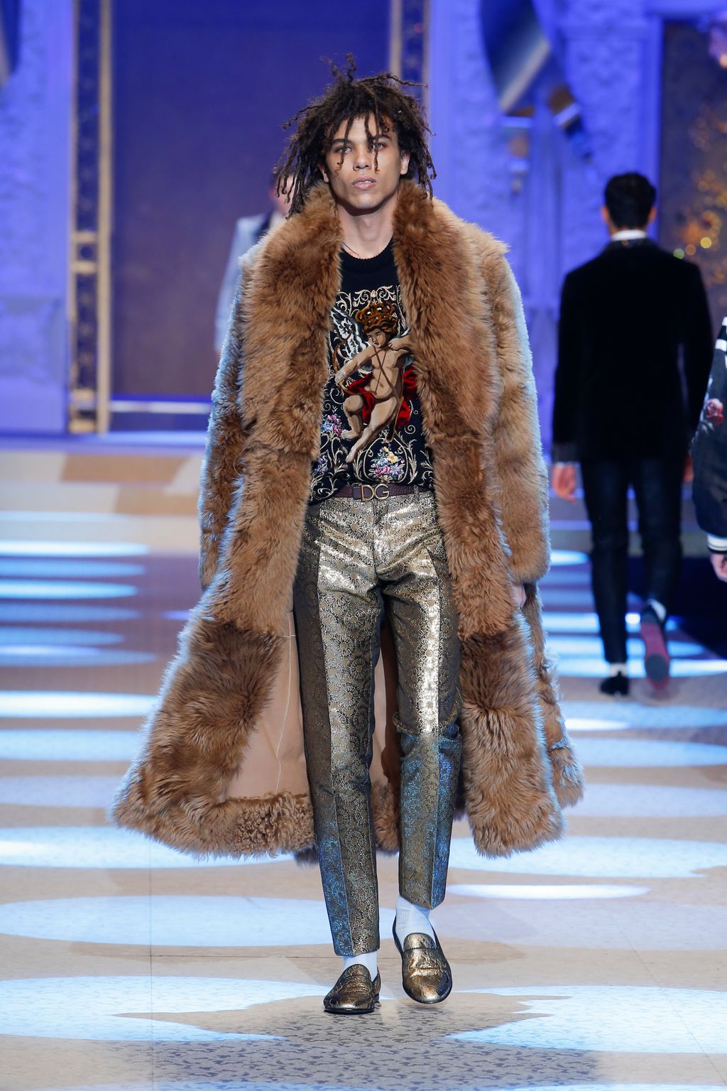 Kommerciel build område Dolce & Gabbana F/W 18 menswear #29 - Tagwalk: The Fashion Search Engine