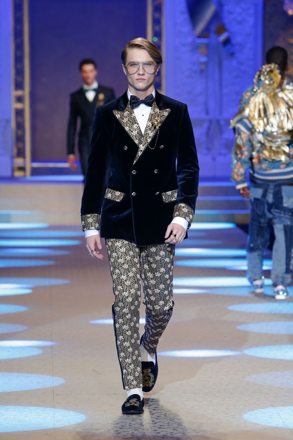 Fashion Week Milan Fall/Winter 2018 look 66 from the Dolce & Gabbana collection menswear