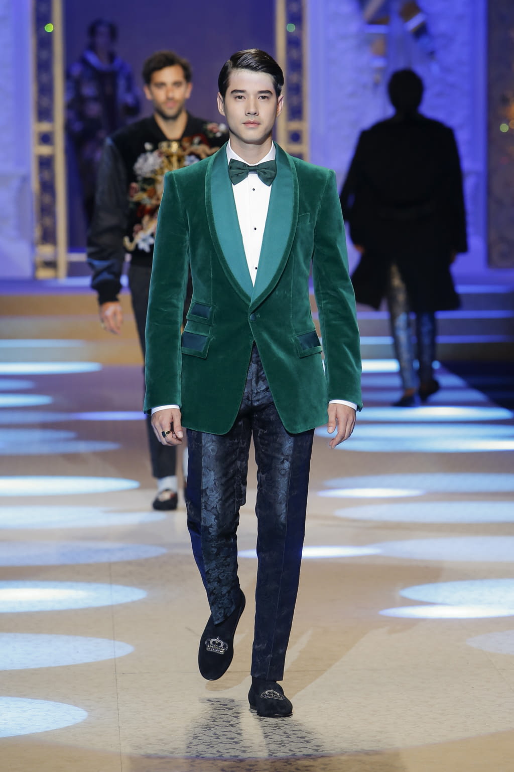 Fashion Week Milan Fall/Winter 2018 look 89 from the Dolce & Gabbana collection menswear