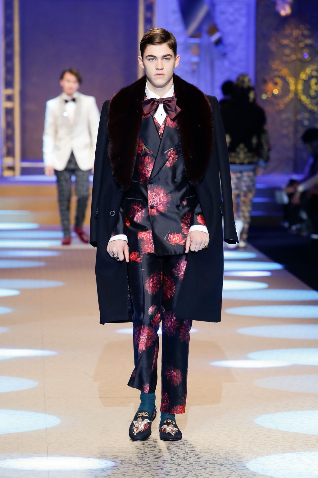 Fashion Week Milan Fall/Winter 2018 look 17 from the Dolce & Gabbana collection menswear