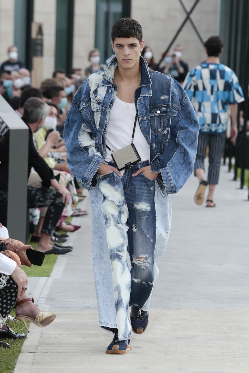 Fashion Week Milan Spring/Summer 2021 look 85 de la collection Dolce & Gabbana menswear