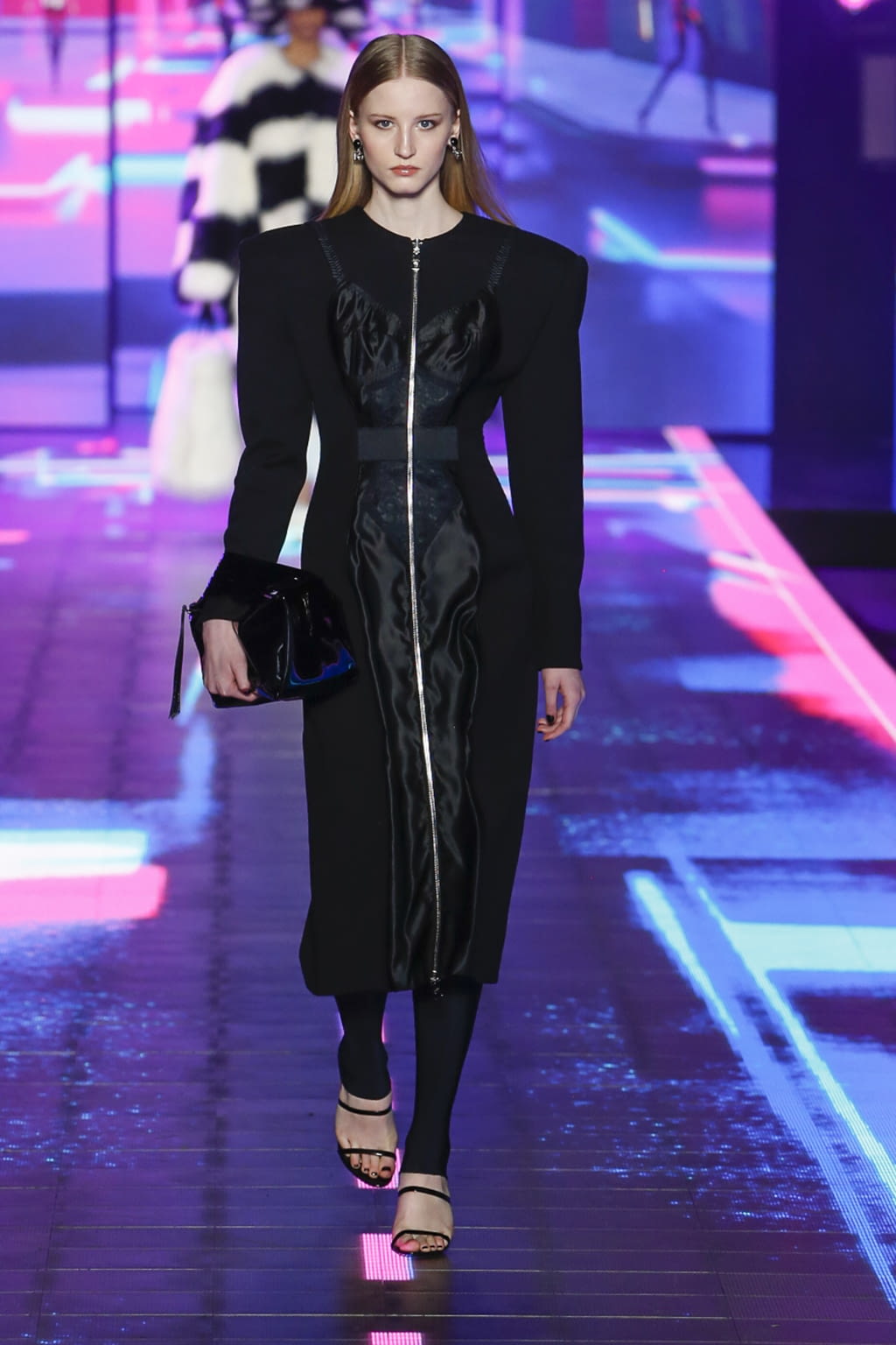 Fashion Week Milan Fall/Winter 2022 look 13 from the Dolce & Gabbana collection womenswear