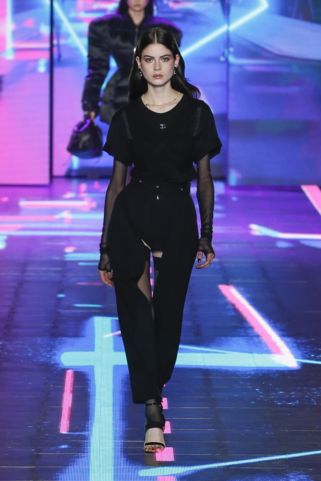 Fashion Week Milan Fall/Winter 2022 look 27 from the Dolce & Gabbana collection womenswear