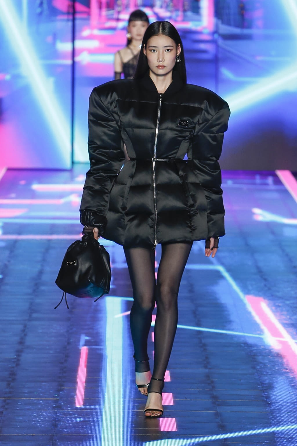 Fashion Week Milan Fall/Winter 2022 look 28 from the Dolce & Gabbana collection womenswear