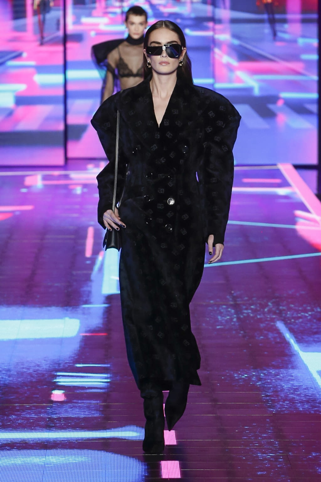 Fashion Week Milan Fall/Winter 2022 look 7 de la collection Dolce & Gabbana womenswear
