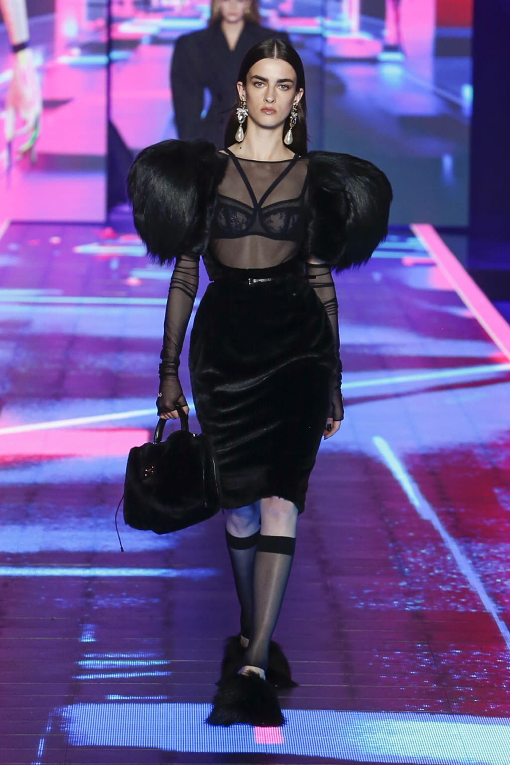 Fashion Week Milan Fall/Winter 2022 look 75 de la collection Dolce & Gabbana womenswear