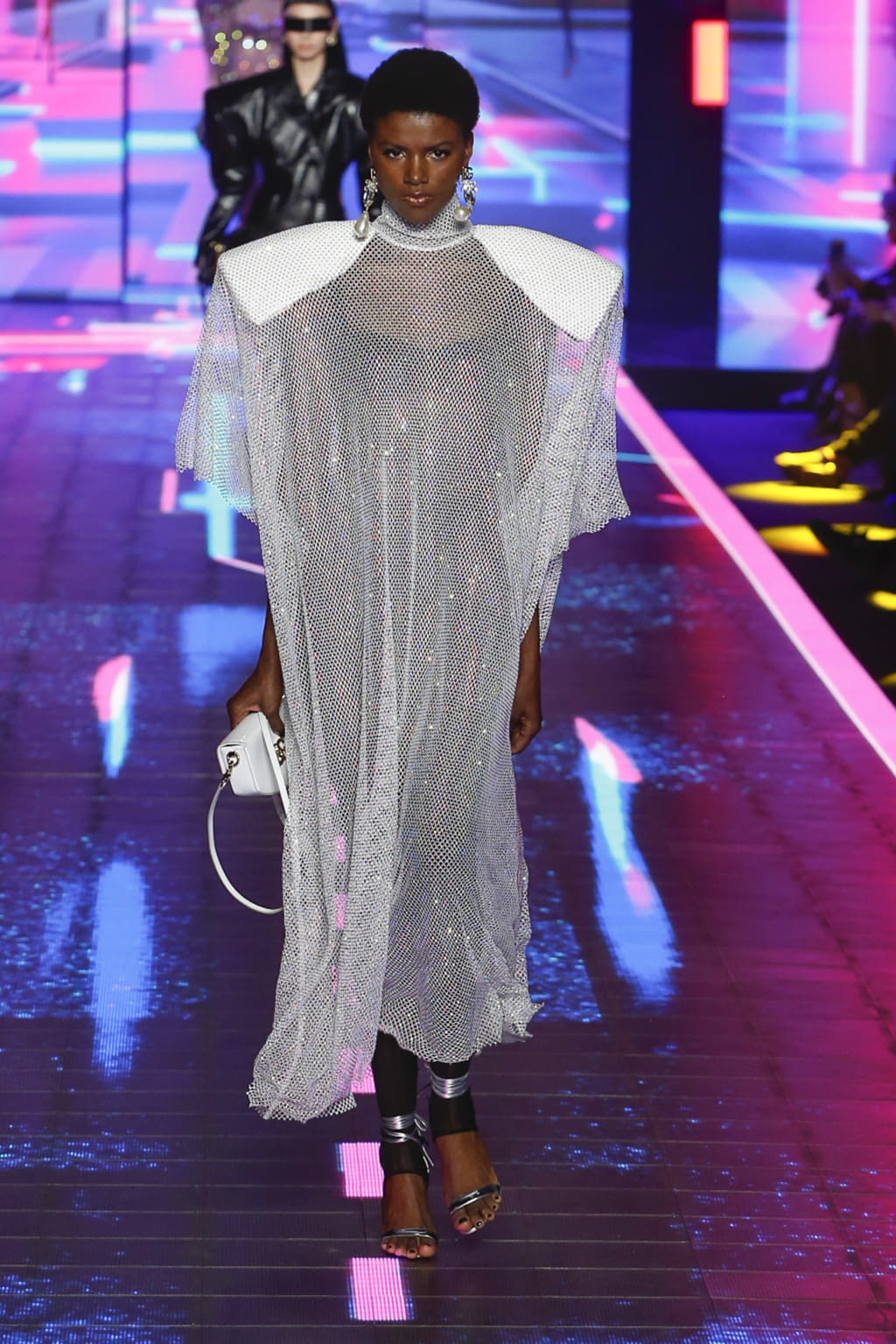 Fashion Week Milan Fall/Winter 2022 look 85 from the Dolce & Gabbana collection womenswear
