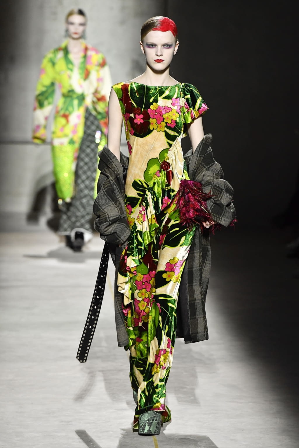 Fashion Week Paris Fall/Winter 2020 look 3 de la collection Dries Van Noten womenswear
