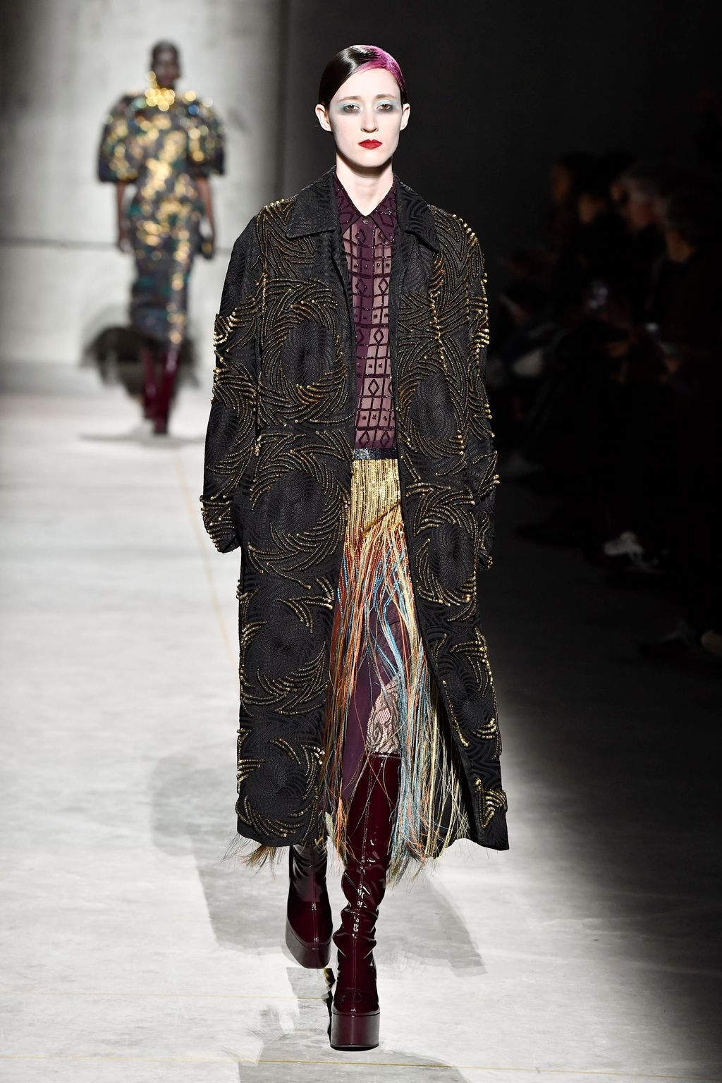 Fashion Week Paris Fall/Winter 2020 look 41 from the Dries Van Noten collection womenswear