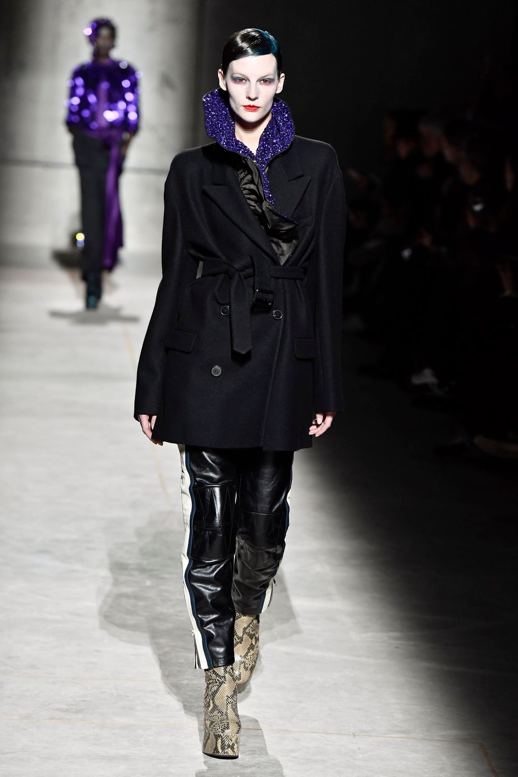 Fashion Week Paris Fall/Winter 2020 look 49 de la collection Dries Van Noten womenswear