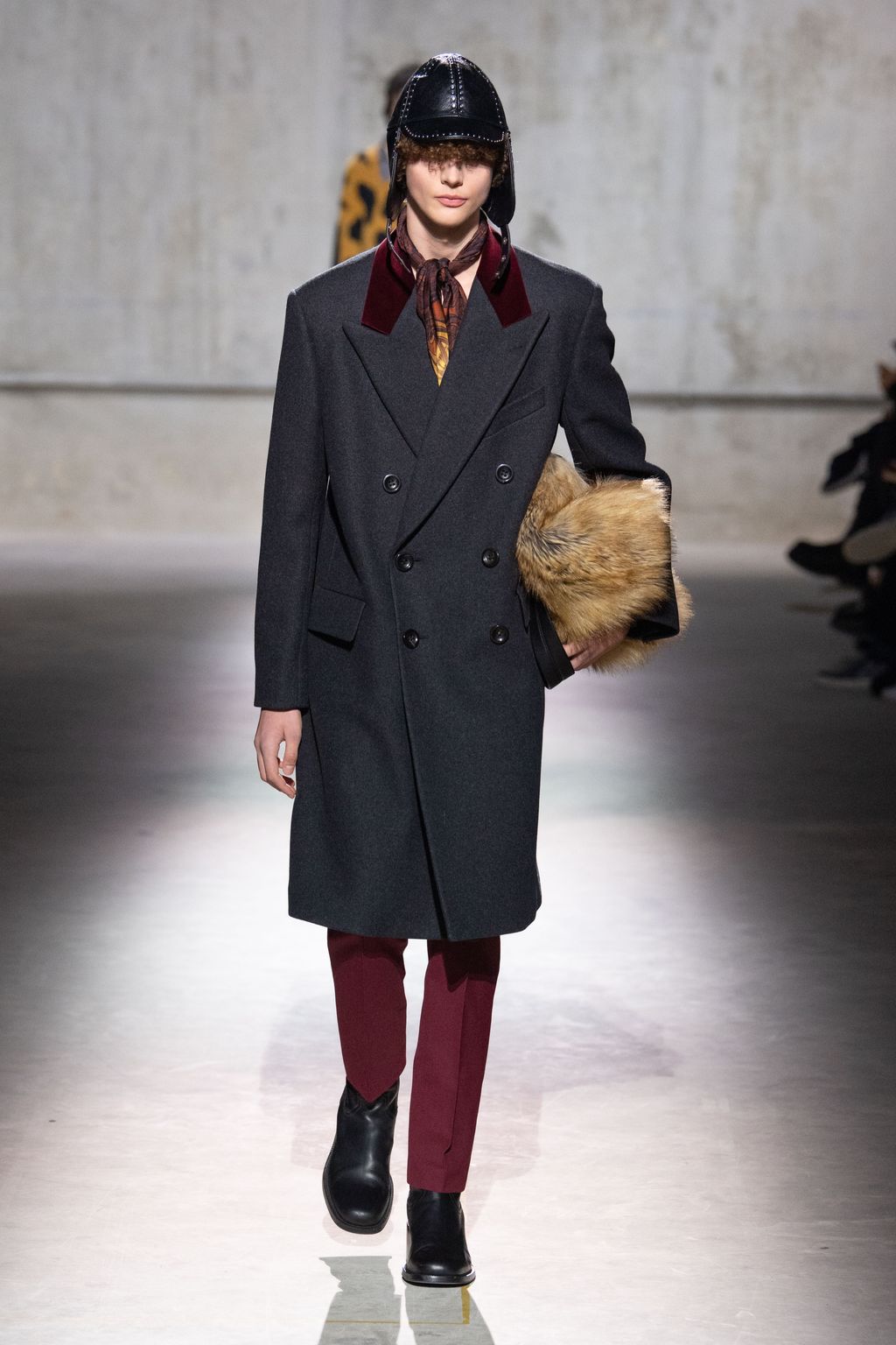 Fashion Week Paris Fall/Winter 2020 look 42 from the Dries Van Noten collection menswear